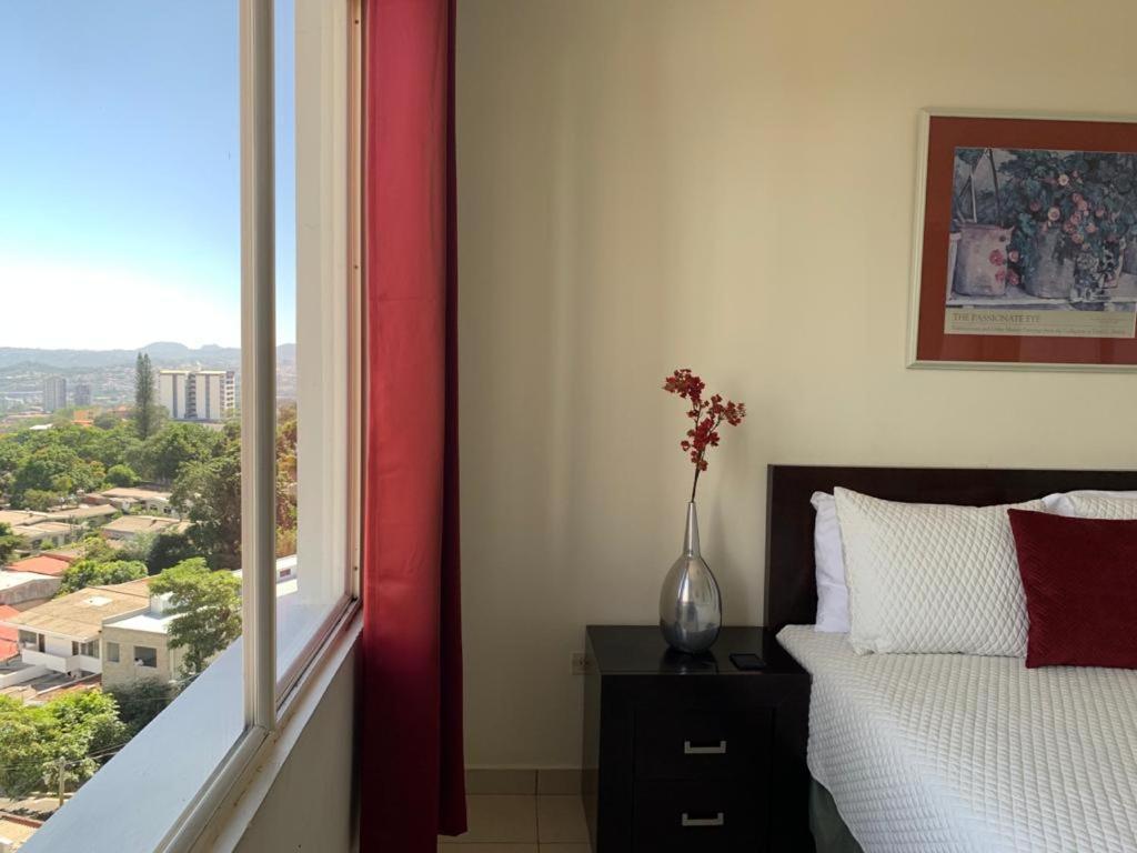 Beautiful Apartment, Terrace With Incredible View, 3 Bdr, Escalon, Exclusive, Secure 산살바도르 외부 사진